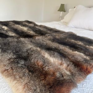 Possum Throw/Blanket (12 Skin)