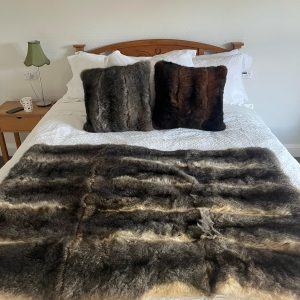 Possum Throw/Blanket (20 Skin)